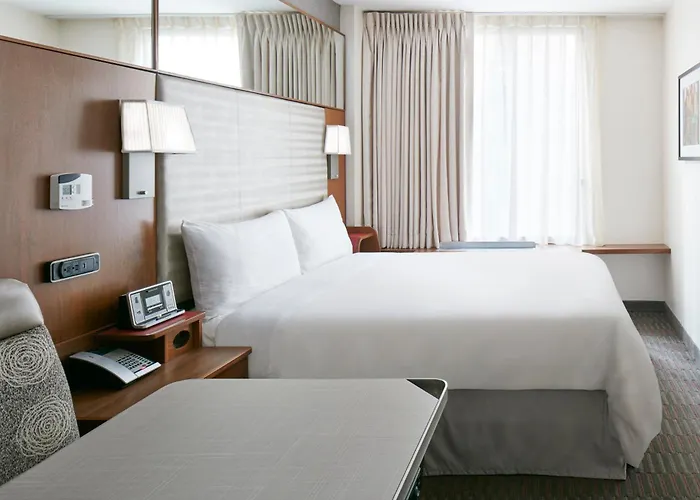 Club Quarters Hotel Grand Central, New York